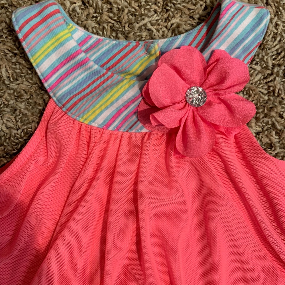 Flowy Tank - Picture 3 of 5